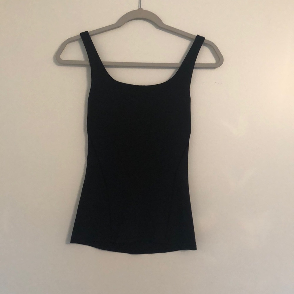 Lululemon black tank with built in bra